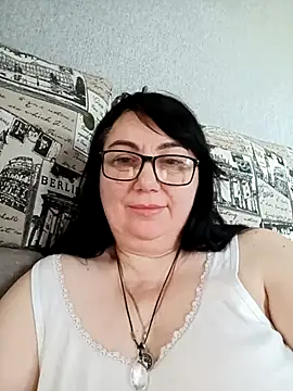 Snapshot of MariSwan222 chatting on 05-29-26, 07:03 MariSwan222 online show from 05-29-26, 07:03