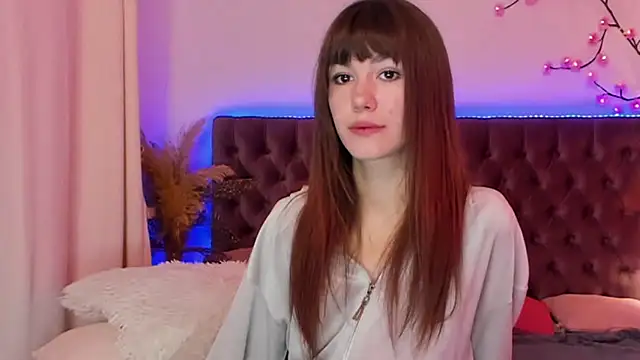 MilanaHotts online show from 07-12-26, 05:19