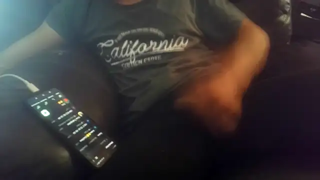 SnappedHagfish online show from 06-11-26, 12:32