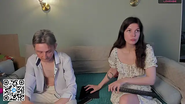 WeliosCouple online show from 04-24-26, 07:10