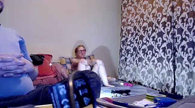 yunis32 online show from 01-26-25, 05:13