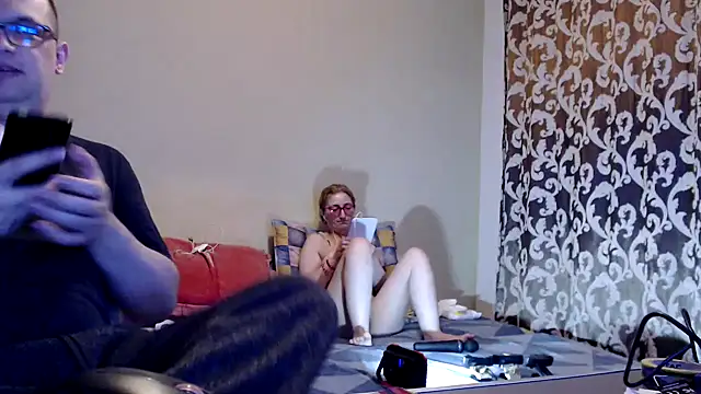 yunis32 online show from 03-01-25, 06:00