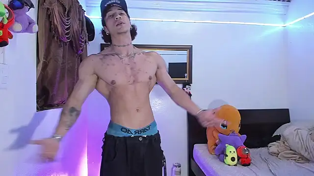 Snapshot of Bull__fit chatting on 04-05-26, 06:09 Bull fit online show from 04-05-26, 06:09