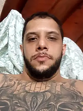 Snapshot of nando_33 chatting on 12-15-25, 05:35 nando 33 online show from 12-15-25, 05:35