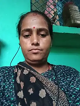 Snapshot of Radhika97A chatting on 08-05-26, 05:45 Radhika97A online show from 08-05-26, 05:45