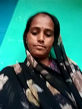 Snapshot of Radhika97A chatting on 08-04-26, 06:51 Radhika97A online show from 08-04-26, 06:51