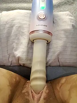 Emilyhomegirl1 online show from 02-10-26, 10:58