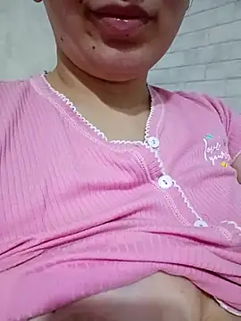 Emilyhomegirl1 online show from 02-02-26, 11:26