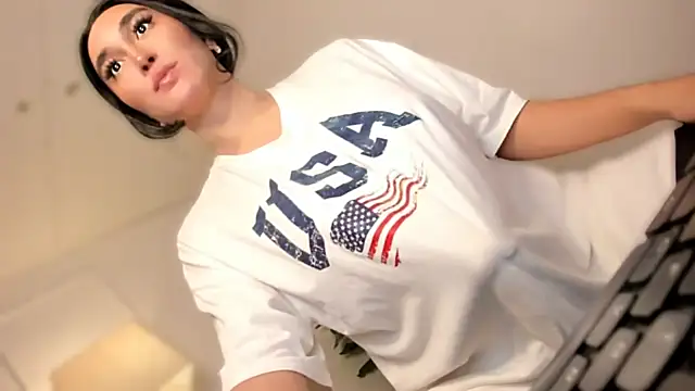 Snapshot of mxshemale_ladyboy chatting on 09-20-25, 09:25 mxshemale ladyboy online show from 09-20-25, 09:25