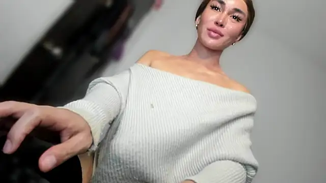 Snapshot of mxshemale_ladyboy chatting on 05-15-26, 07:23 mxshemale ladyboy online show from 05-15-26, 07:23