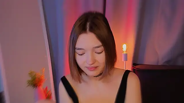 Snapshot of Leyla_crsh chatting on 02-27-26, 05:40 Leyla crsh online show from 02-27-26, 05:40