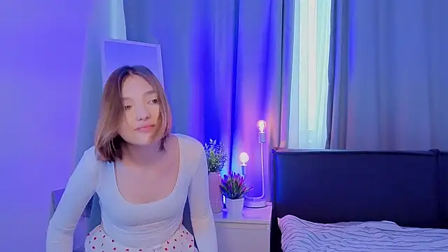 Snapshot of Leyla_crsh chatting on 02-12-26, 06:24 Leyla crsh online show from 02-12-26, 06:24