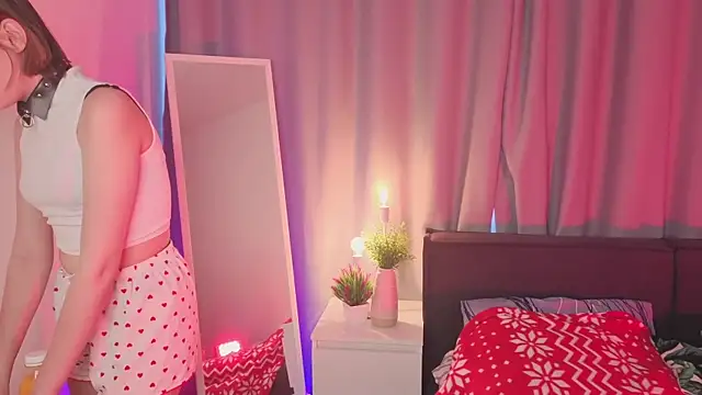 Leyla crsh online show from 01-13-26, 05:22