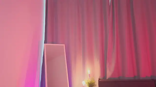 Leyla crsh online show from 01-14-26, 05:11