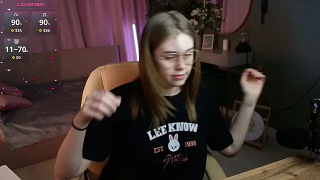 Snapshot of Alison_Doody chatting on 03-01-26, 07:41 Alison Doody online show from 03-01-26, 07:41