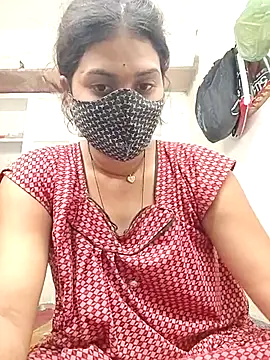 Snapshot of Cut_madhuri chatting on 05-19-26, 10:44 Cut madhuri online show from 05-19-26, 10:44
