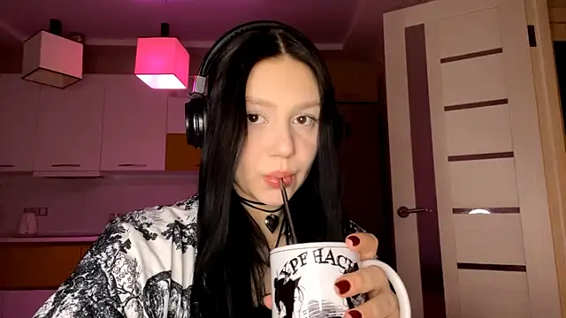 Jane Calman online show from 12-17-25, 03:17