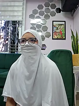 Dalia Reem online show from 12-18-25, 12:31