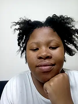 TemptingCloeXx online show from 04-13-26, 09:41