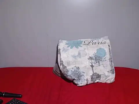 TemptingCloeXx online show from 12-22-25, 09:31