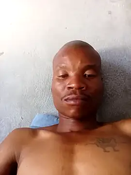 Snapshot of thabisozxz chatting on 01-18-26, 11:46 thabisozxz online show from 01-18-26, 11:46