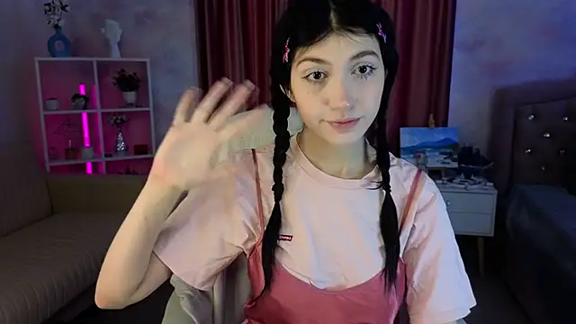 Mila Whelson online show from 02-20-26, 01:35