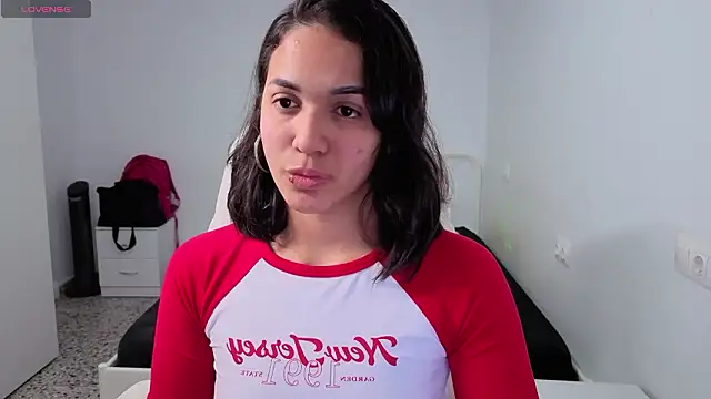 MiaMorenoo online show from 01-31-26, 07:56