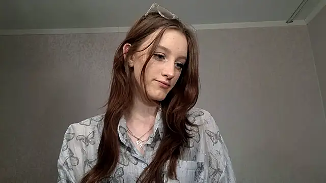 LisaBoddy online show from 12-16-25, 01:04