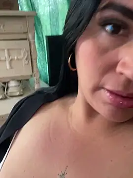 sophie-honey online show from 02-10-26, 03:55