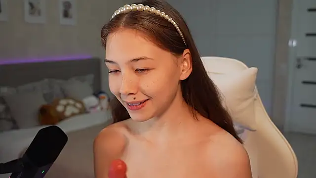 Snapshot of luna_young chatting on 01-17-26, 06:11 luna young online show from 01-17-26, 06:11