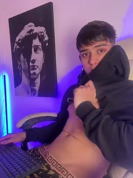 Snapshot of lian_fooxx chatting on 02-27-26, 05:18 lian fooxx online show from 02-27-26, 05:18