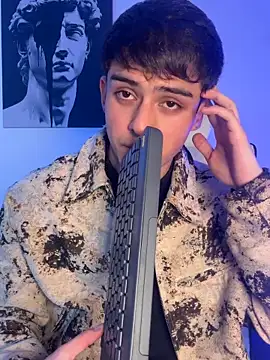 Snapshot of lian_fooxx chatting on 02-11-26, 03:17 lian fooxx online show from 02-11-26, 03:17