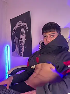 Snapshot of lian_fooxx chatting on 02-28-26, 04:01 lian fooxx online show from 02-28-26, 04:01