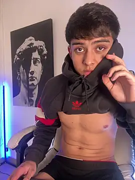 Snapshot of lian_fooxx chatting on 02-22-26, 03:53 lian fooxx online show from 02-22-26, 03:53