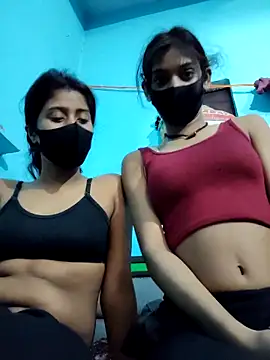 Snapshot of Aaradhya-Rani chatting on 02-06-26, 08:10 Aaradhya-Rani online show from 02-06-26, 08:10