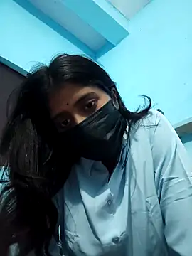 Aaradhya-Rani online show from 12-16-25, 11:03