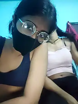 Snapshot of Aaradhya-Rani chatting on 03-02-26, 06:48 Aaradhya-Rani online show from 03-02-26, 06:48