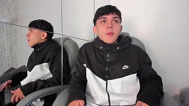  TaylorBlack online show from 04-08-26, 11:33