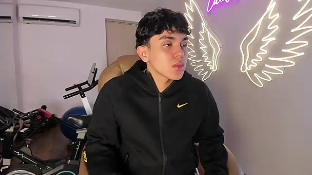  TaylorBlack online show from 04-05-26, 11:39