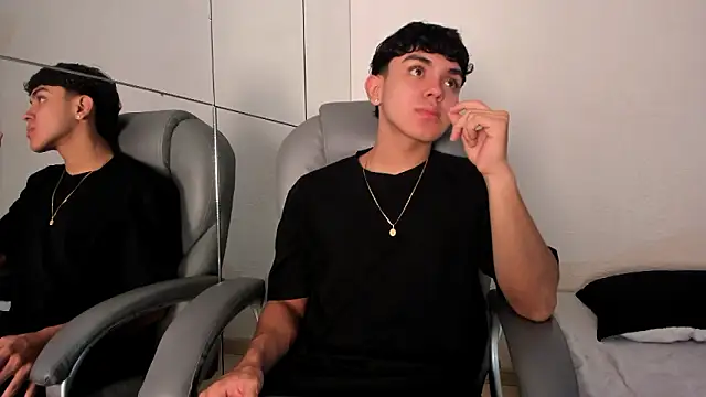  TaylorBlack online show from 03-07-26, 11:38