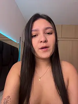 Camila sanchez25 online show from 07-10-26, 08:20