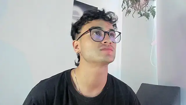 charlie dicker online show from 01-06-26, 04:22