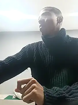 Snapshot of DANILO_ONE chatting on 12-20-25, 02:58 DANILO ONE online show from 12-20-25, 02:58