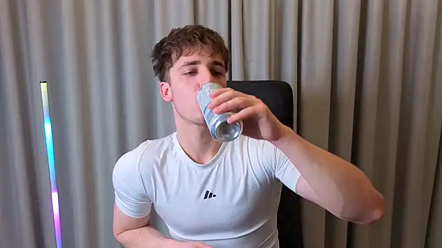 KellenWest online show from 03-26-26, 05:28