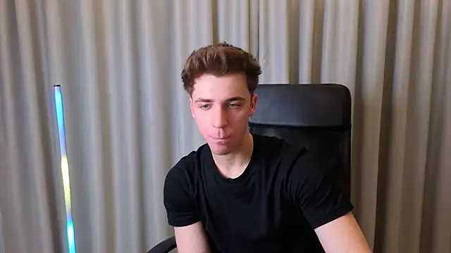 KellenWest online show from 03-21-26, 05:19