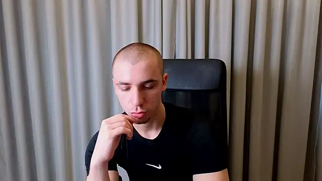 KellenWest online show from 04-01-26, 04:47