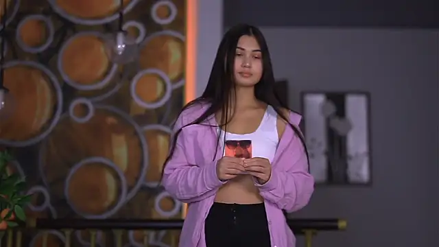 LorettaBeetz online show from 12-21-25, 07:37