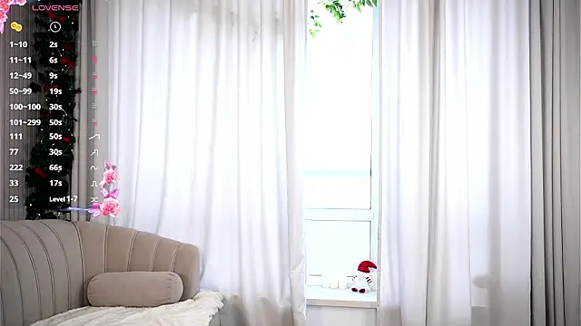 Snapshot of KarmenRasey chatting on 02-02-26, 01:21 KarmenRasey online show from 02-02-26, 01:21