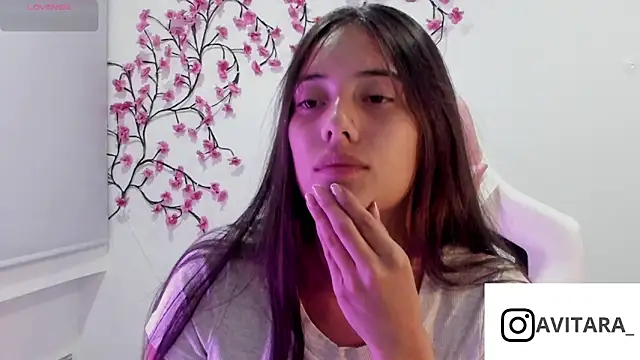 Snapshot of vanesita_ chatting on 05-06-26, 02:59 vanesita online show from 05-06-26, 02:59