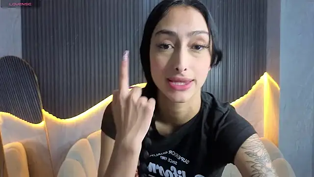 Tifany Tx online show from 06-11-26, 06:49